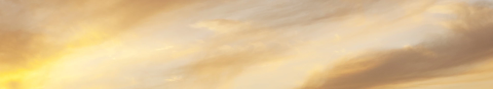 banner - niebo wschodzącego słońca